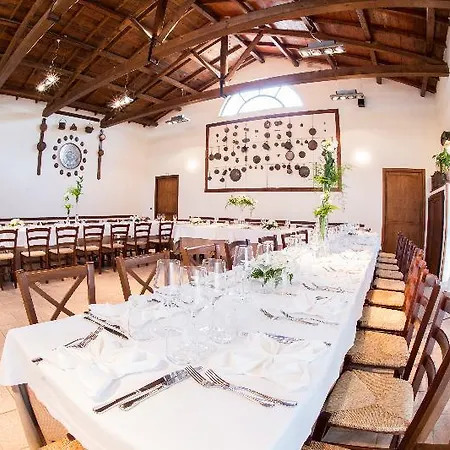 Villa Tenuta Del Barco Winerestaurant And Hospitality Pulsano