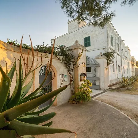 Villa Tenuta Del Barco Winerestaurant And Hospitality Pulsano