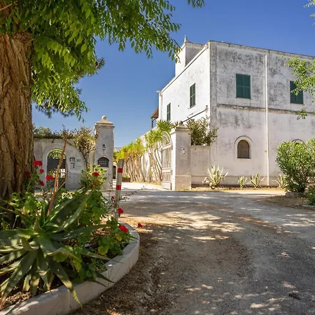 Tenuta Del Barco Winerestaurant And Hospitality Pulsano
