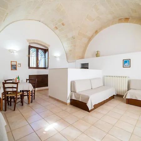 Villa Tenuta Del Barco Winerestaurant And Hospitality Pulsano